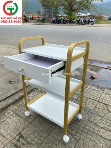 KỆ 3 TẦNG ĐẶT ĐỒ DÙNG SPA