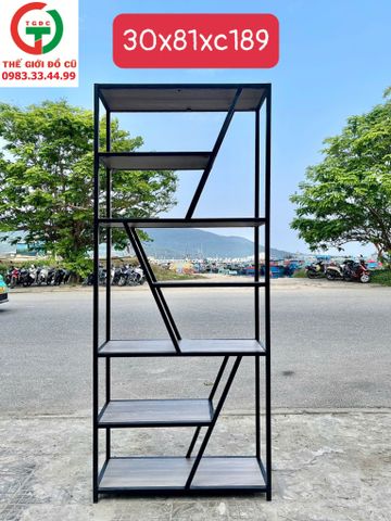 KỆ TRƯNG BÀY KHUNG XƯƠNG CÁ