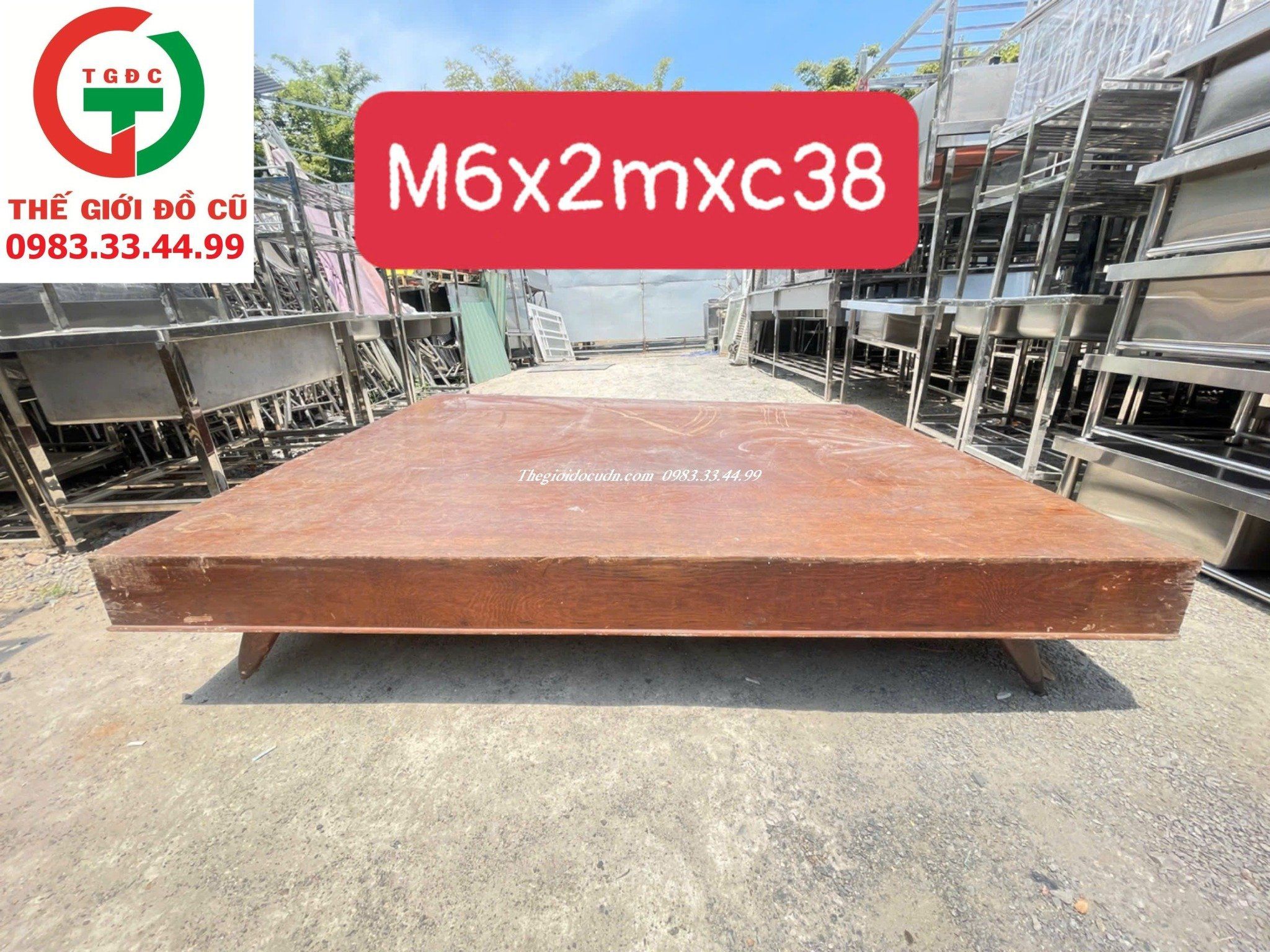 PHẢN HỘP GỖ HƯƠNG MẶT VÁN MỸ CHÂN ĐỒNG XƯA