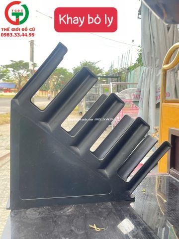 KHAY BỎ LY NHỰA QUÁN CAFE