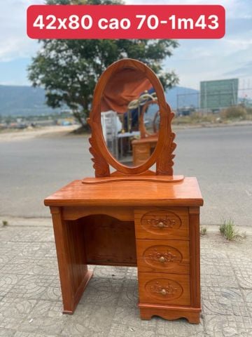 BÀN TRANG ĐIỂM