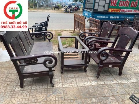 SALON GỖ XƯA