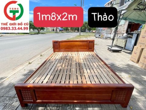 GIƯỜNG GỖ 1M8