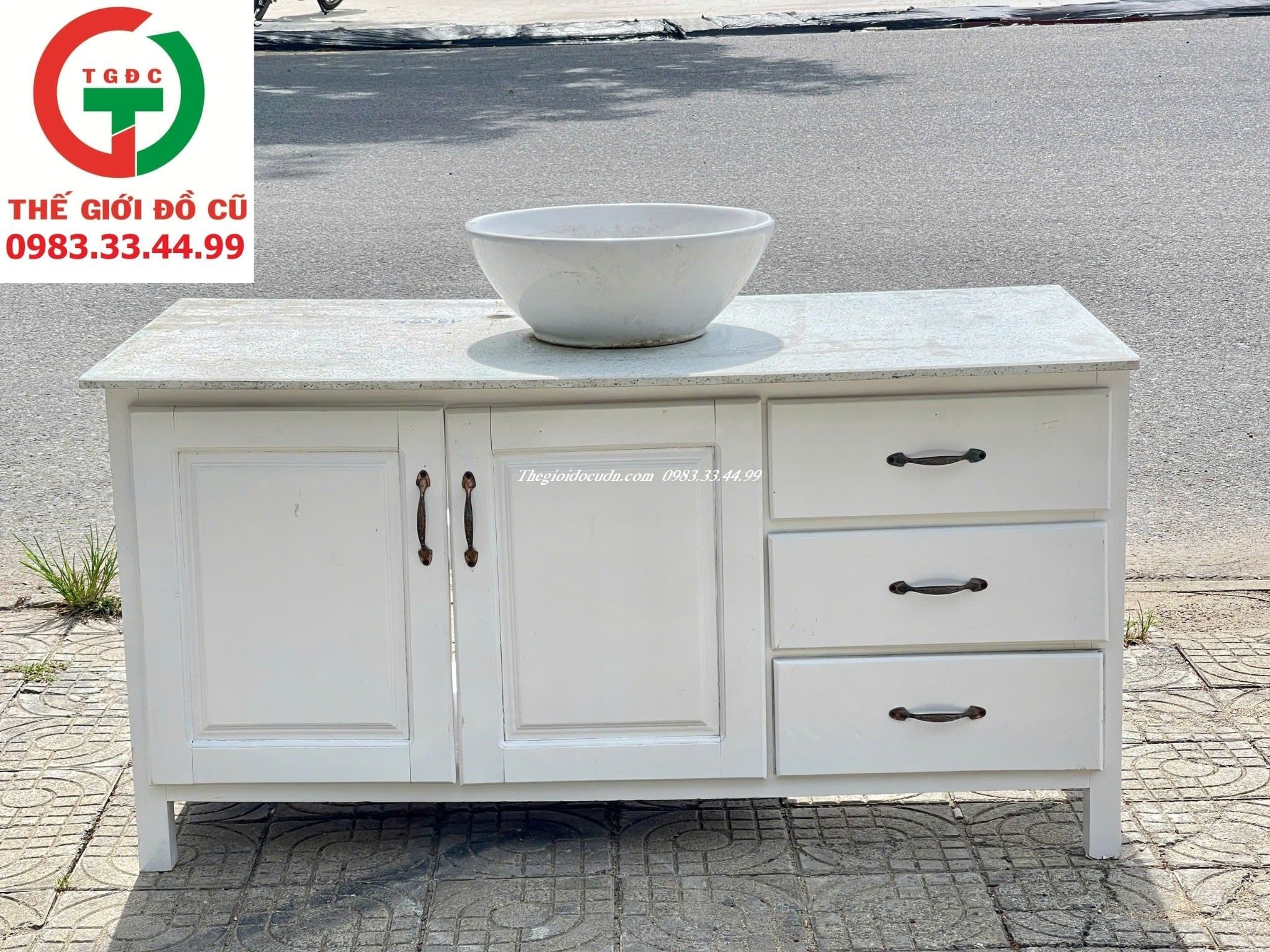 TỦ RỬA LAVABO MẶT ĐÁ GỖ TỰ NHIÊN