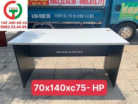 BÀN LÀM VIỆC VĂN PHÒNG HOÀ PHÁT