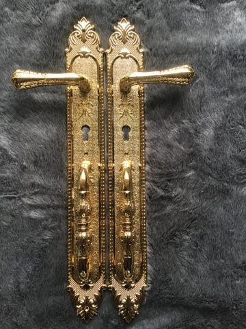 Khóa đồng Rober XXL-08