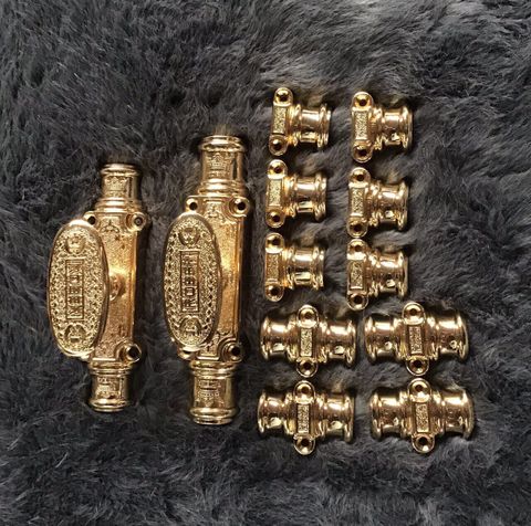 Chốt Kemon cửa đi Rober mạ vàng 24K