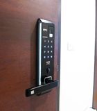 Khóa vân tay Epic 8000L Remote