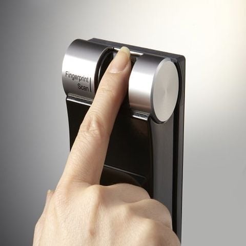 Khóa cửa vân tay Yale YMF 40