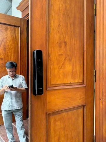 Khóa cửa điện tử BOSCH EL800VF DE