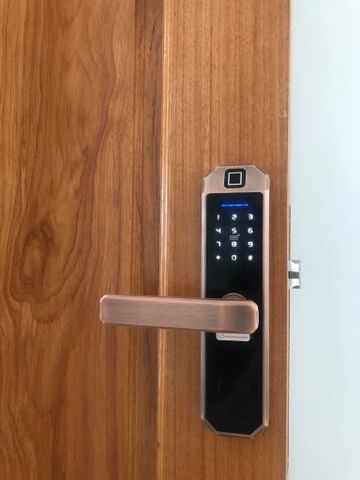 Khóa vân tay TTlock M1