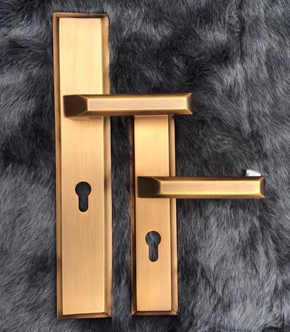 Khóa đồng Rober cỡ đại