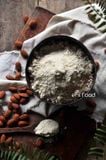 Bột hạnh nhân Mỹ nguyên chất