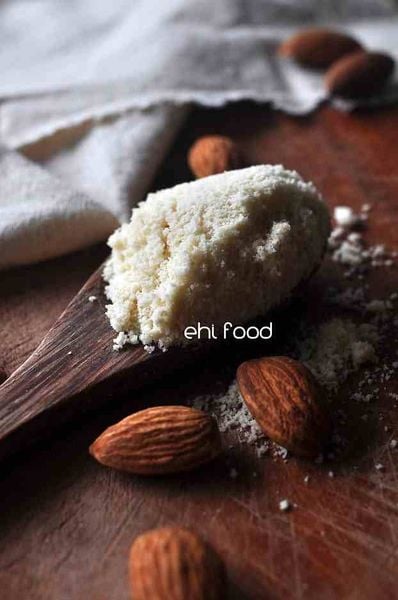 Bột hạnh nhân nguyên chất