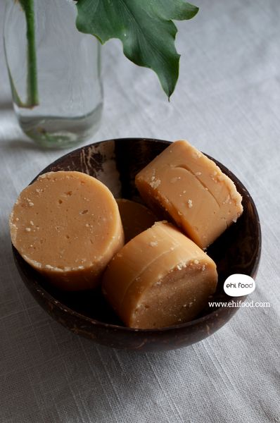 Đường thốt nốt Ba Xi dạng bánh