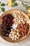 Fruity Nuts Hạt và Trái cây sấy 5 loại ăn liền healthy