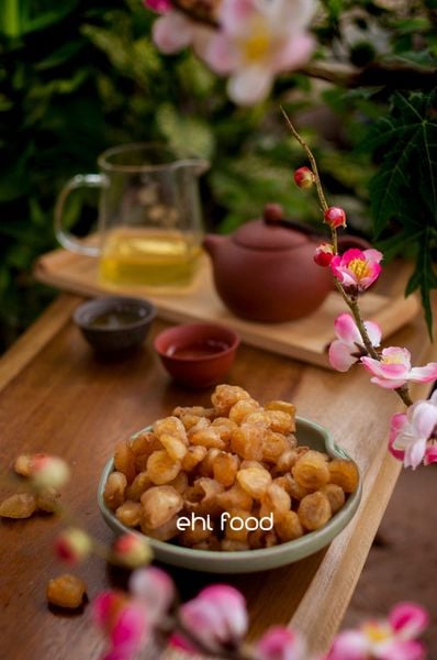 Long nhãn sấy khô tự nhiên