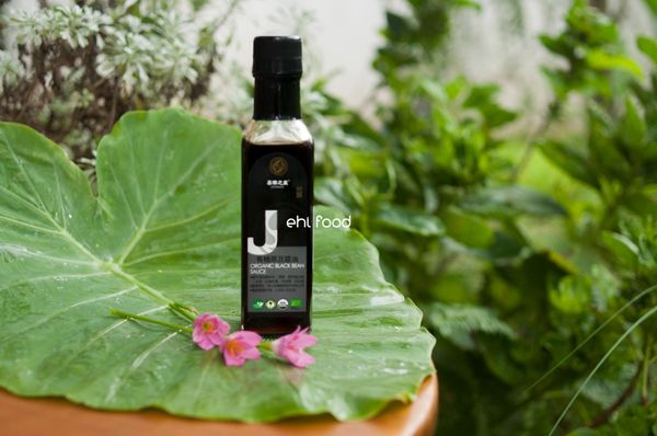 Nước tương đậu đen hữu cơ Joyspring
