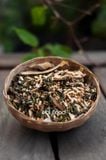 Trà gạo lứt tâm sen cam thảo