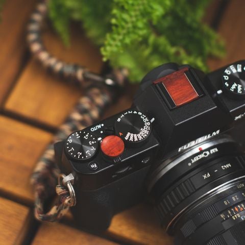  Bộ nút shutter button và hotshoe cover (gài flash) bằng gỗ thật dành cho máy Fujifilm 