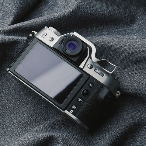  Thumb grip hợp kim nhôm phối da cao cấp - Thumbs up dành cho máy ảnh Fujifilm X100V, X100F, Xpro... 