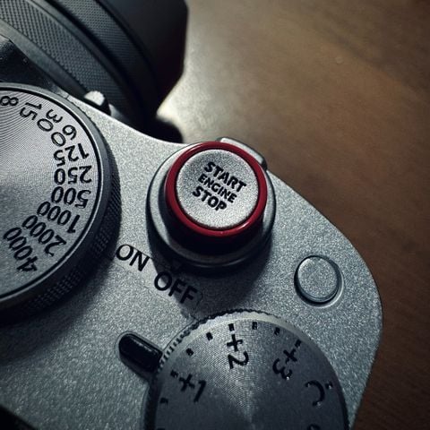  Shutter Button - Nút chụp máy ảnh hình Engine button - Khởi động niềm đam mê chụp ảnh của bạn 