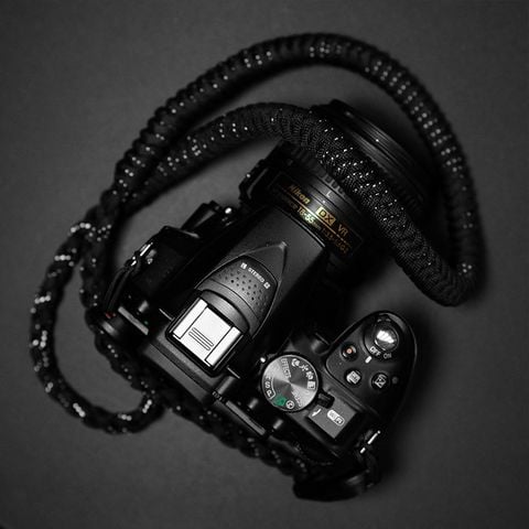  Dây đeo máy ảnh Paracord có gắn bộ thao tác nhanh - Đeo cổ - Camera strap - Màu đen - Dành cho máy Fuji, Nikon, Canon... 