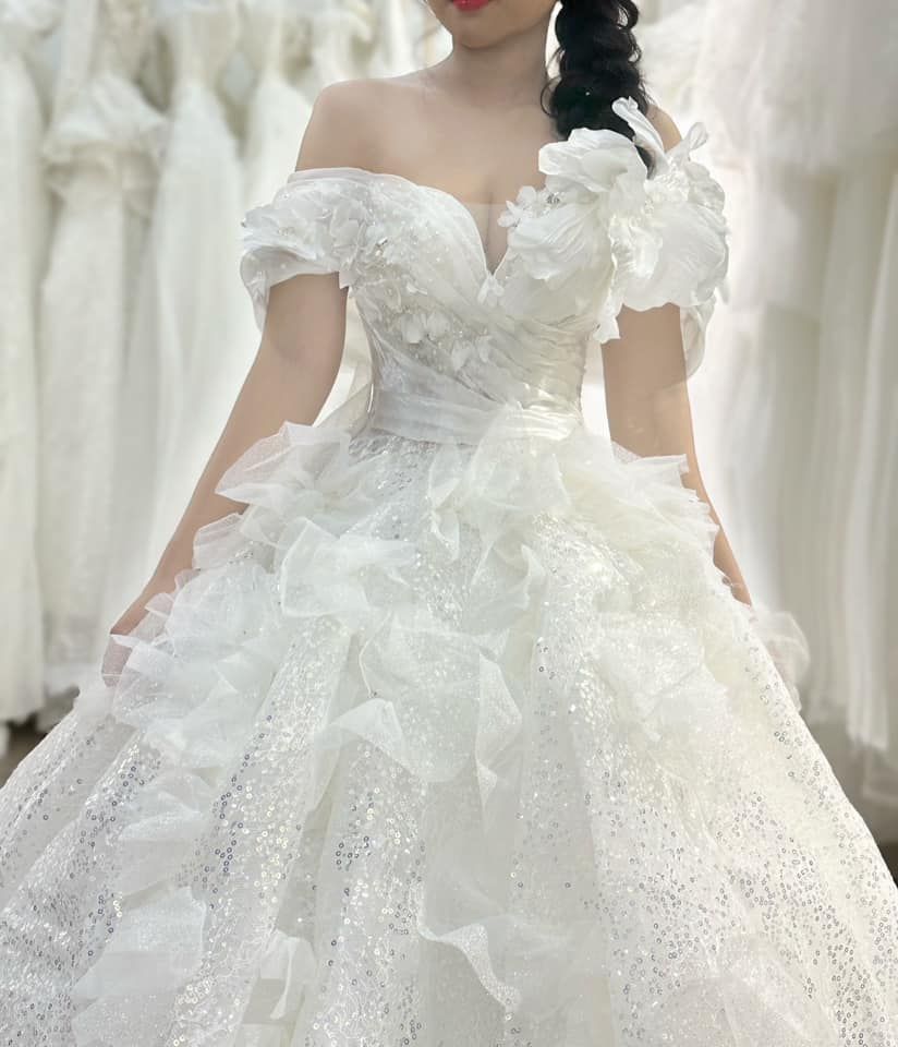 ĐẦM CƯỚI TRỂ VAI THIẾT KẾ CAO CẤP