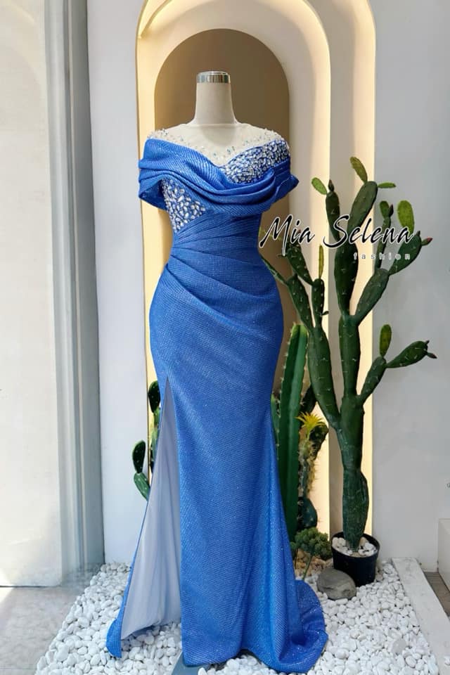 Đầm dạ hội xanh coban đính kết