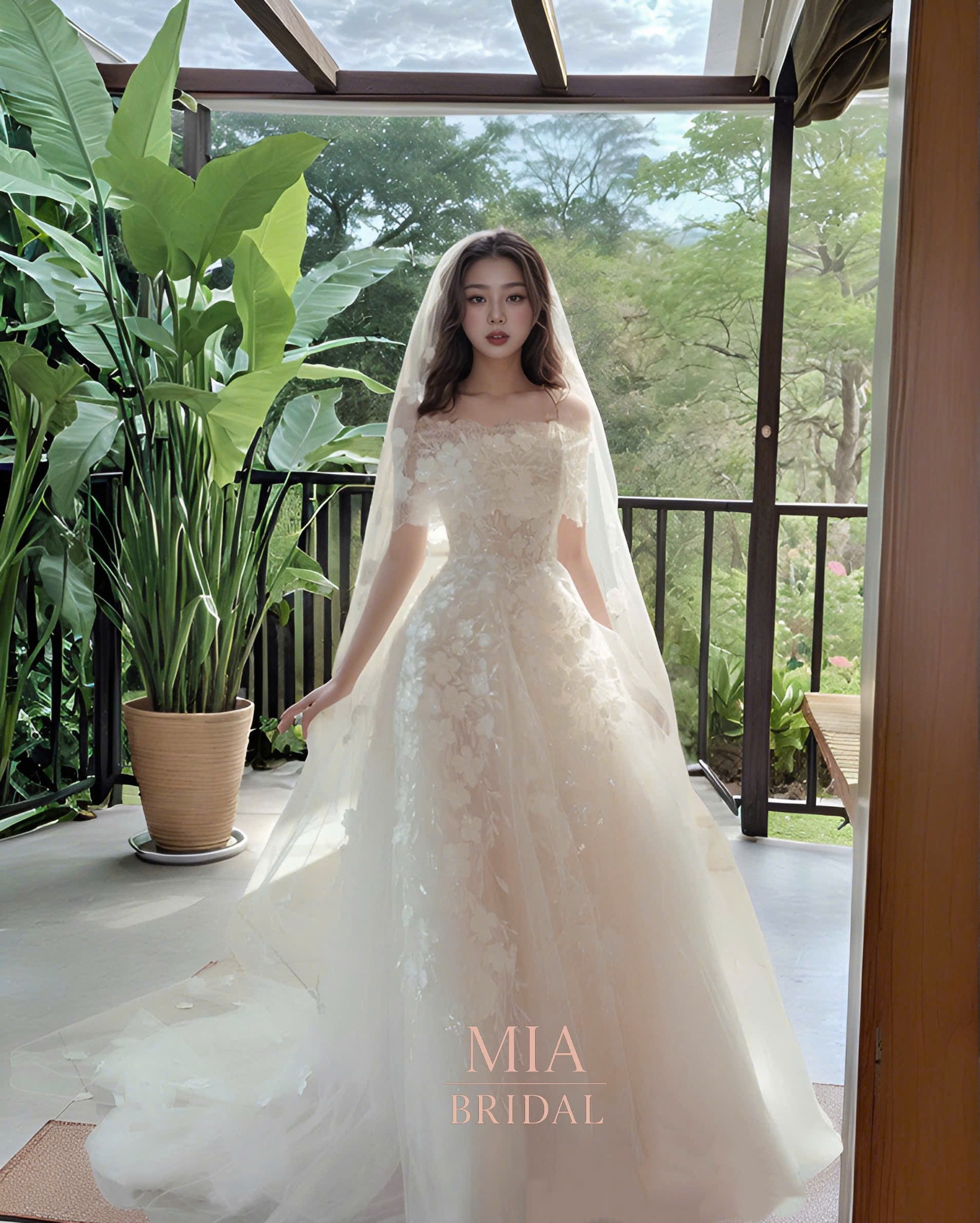 Đầm  cưới trắng thiết kế quyến rũ