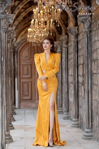 Đầm dạ hội Mia Selena thiết kế tay dài xẻ đùi thật tao nhã phong cách ( Vàng )