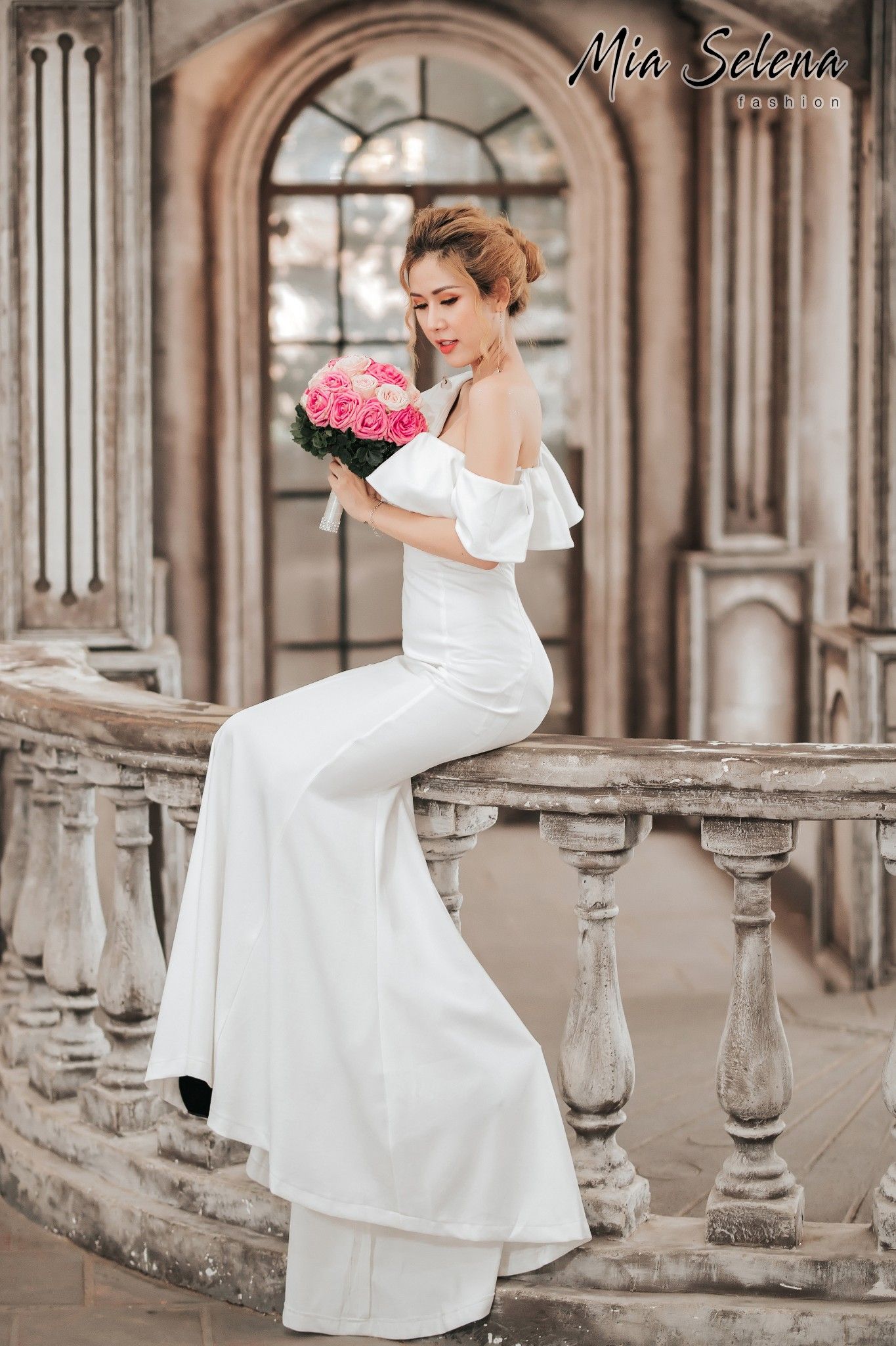 Đầm cưới Mia Selena thiết kế lệch vai phong cách(Trắng)