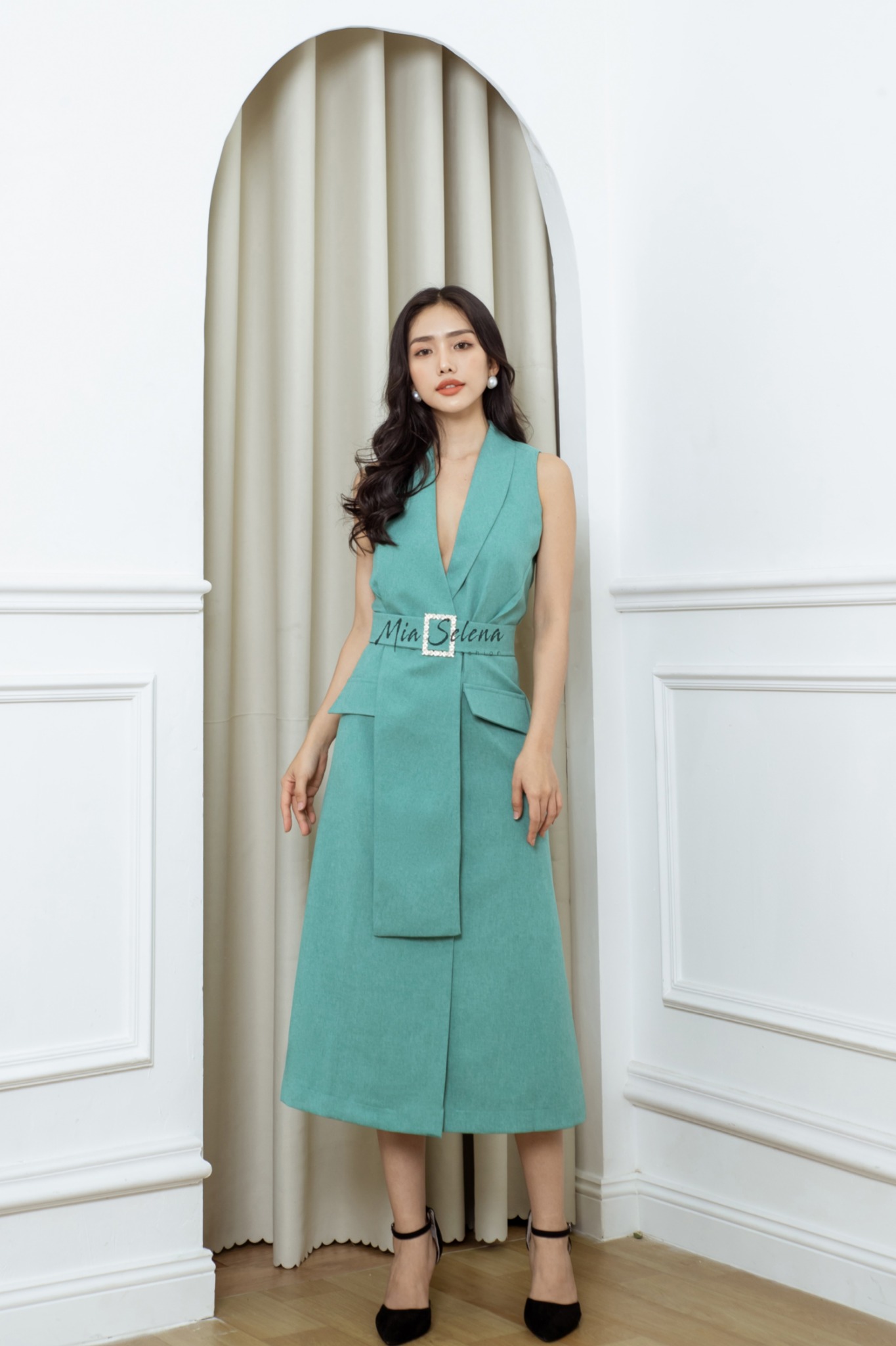 Đầm vest Mia Selena thiết kế trẻ trung hiện đại