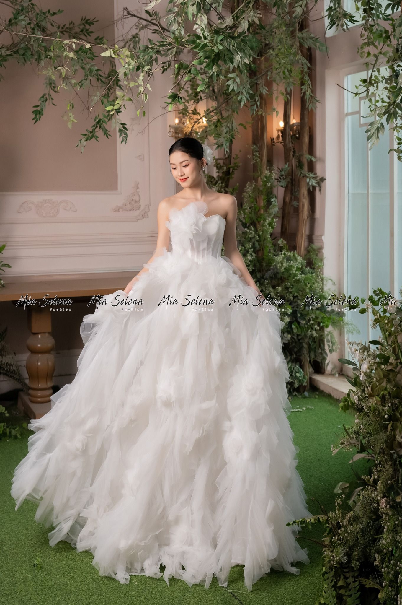 Đầm cưới thiết kế công chúa