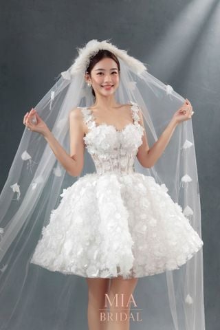 Đầm cưới thiết kế dể thương