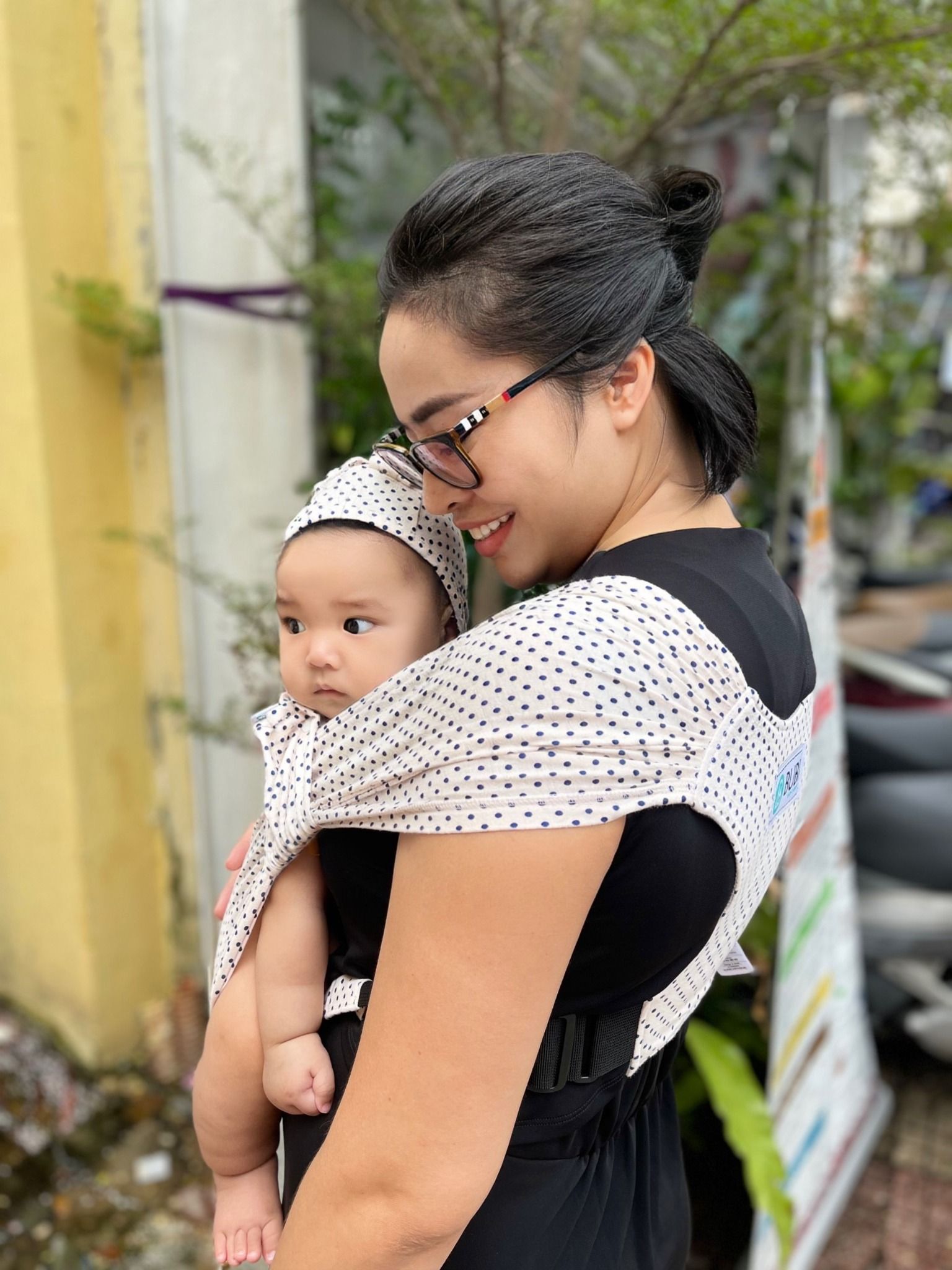  BUBI Sling Gen 2 - Cotton - Hồng nhạt chấm bi 