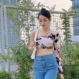  Áo croptop hoa đỏ lệch vai một tay - YA132210 