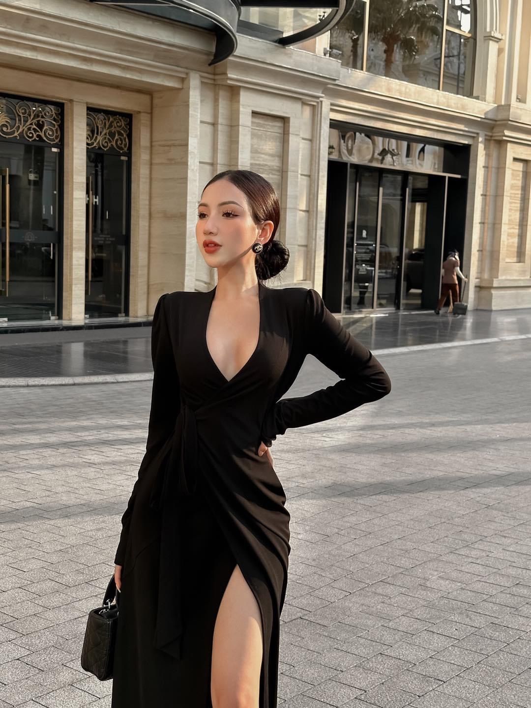Váy đầm cổ vest đen dài tay đính cúc v3083 - Shopvaydep.vn