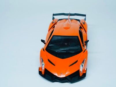  Xe Lamborghini điều khiển LT68-3305 