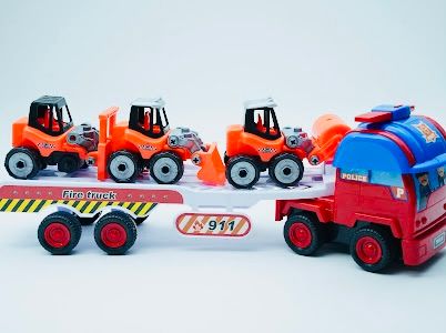  Hộp xe container cảnh sát chở 3 xe cứu hộ tự lắp ráp LA368C-2 