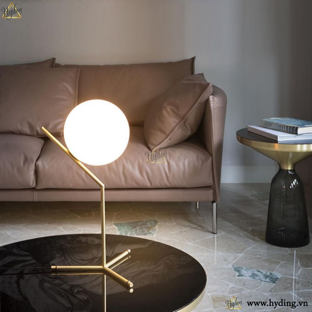 đèn bàn hiện đại