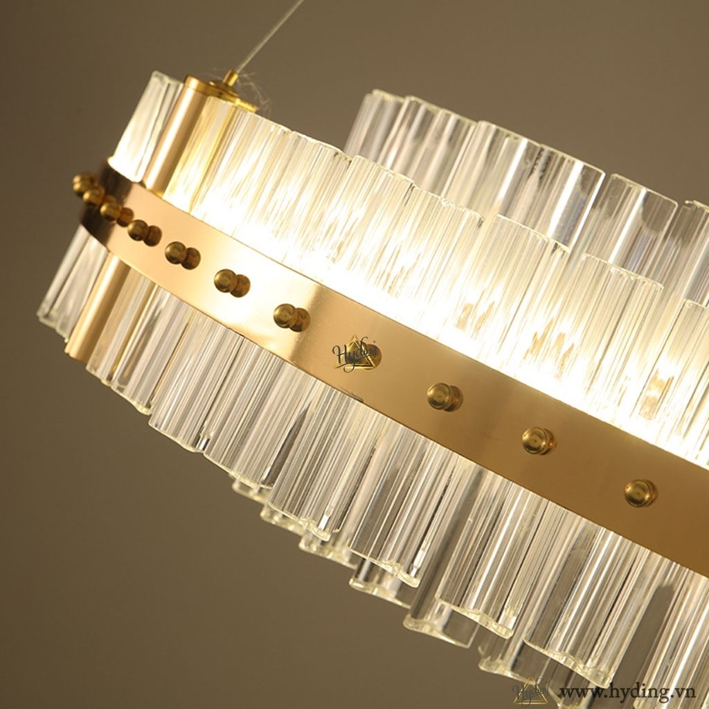 Đèn chùm vòng sang trọng