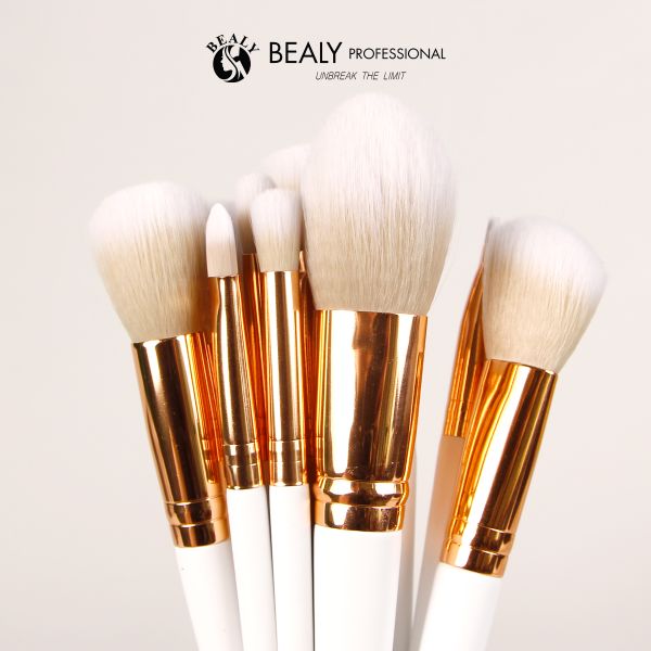  BỘ CỌ TRANG ĐIỂM CÁ NHÂN 12C_CỔ VÀNG CÁN TRẮNG 