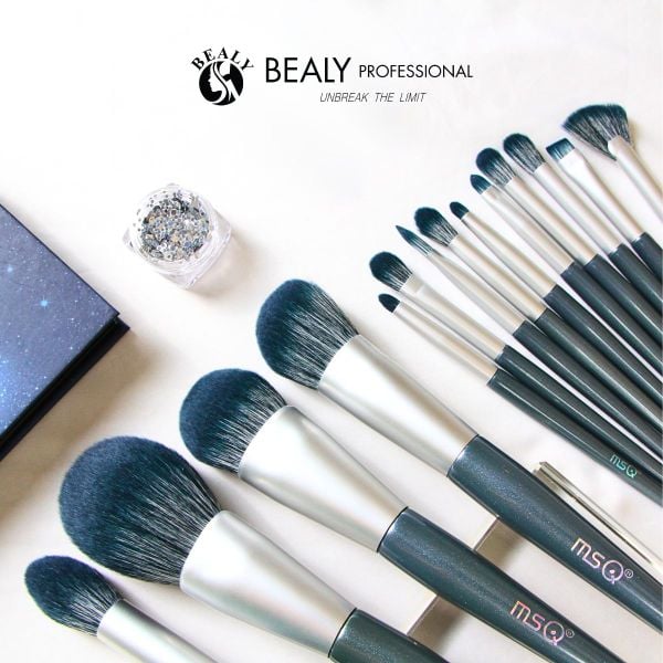  BỘ CỌ TRANG ĐIỂM CÁN XANH ĐUÔI XÉO 14C 