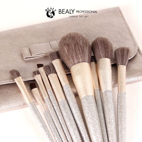  BỘ TRANG ĐIỂM CÁ NHÂN 10C_CÁN BẠC KIM TUYẾN 