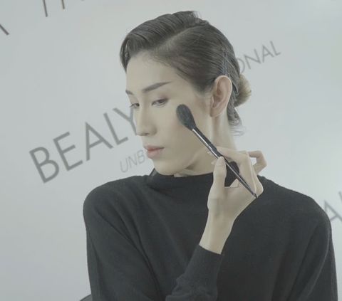  CỌ PHỦ PHẤN, HIGHLIGHT BEALY - LÔNG THÚ 32C - NO.09 