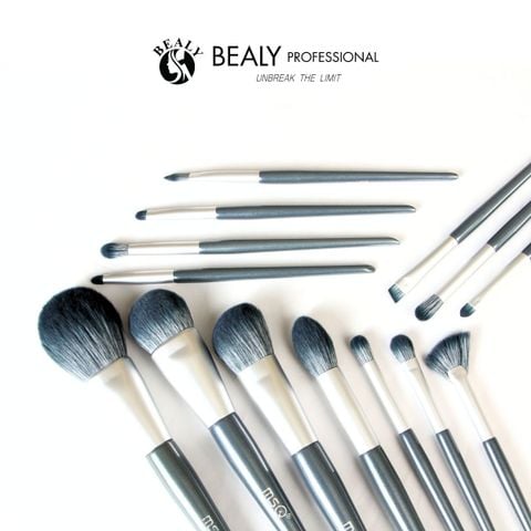  BỘ CỌ TRANG ĐIỂM CÁN XANH ĐUÔI XÉO 14C 