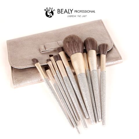  BỘ TRANG ĐIỂM CÁ NHÂN 10C_CÁN BẠC KIM TUYẾN 