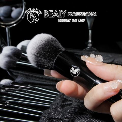  BỘ CỌ TRANG ĐIỂM XẾP LỚP BLACK FIRE BEALY 17C 