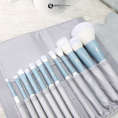  BỘ CỌ TRANG ĐIỂM CÁ NHÂN 12C CÁN TRẮNG CỔ XANH NGỌC BEALY 